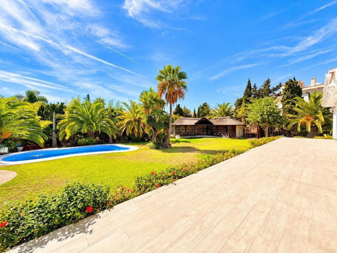 Villa in Estepona, Andalusien, Spanien 4 - 19191526