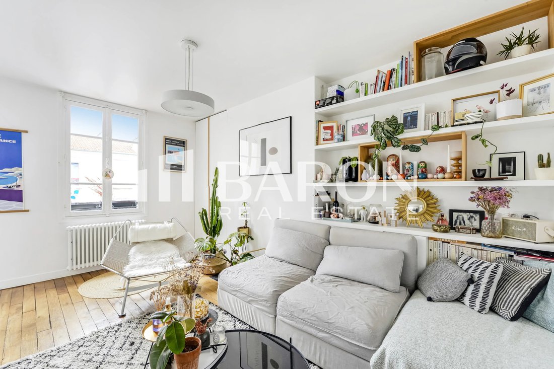 Apartment in La Fourche-Guy Môquet, Paris 17e Arrondissement, Paris 1 - 19190659