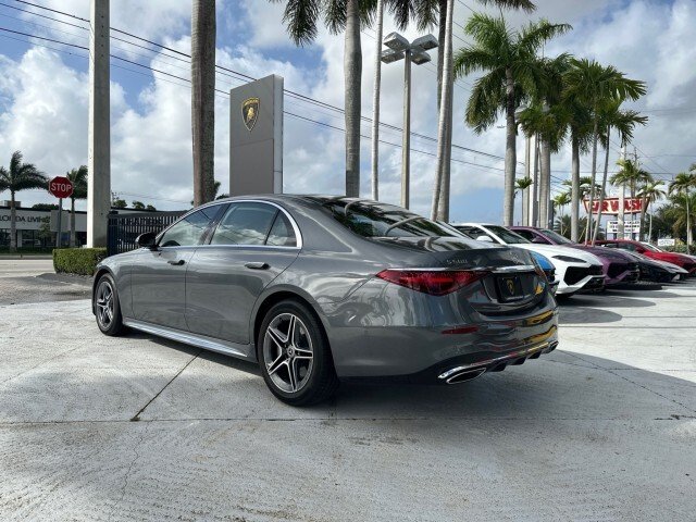 Sedan in Palm Beach, FL, United States 3 - 19190869