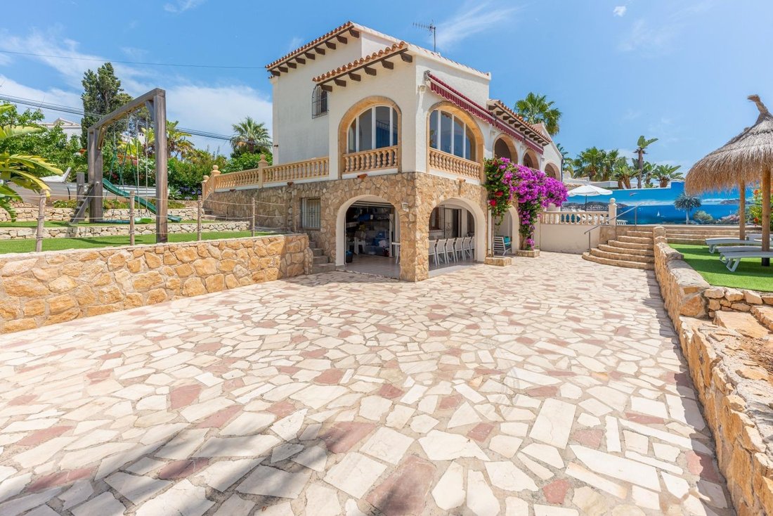 Villa in Moraira, Teulada, Land Valencia 4 - 19191779