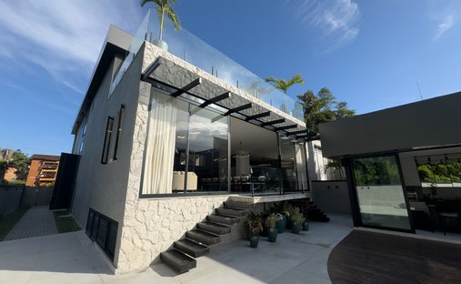 Maison à Japuíba, Rio de Janeiro, Brésil 1