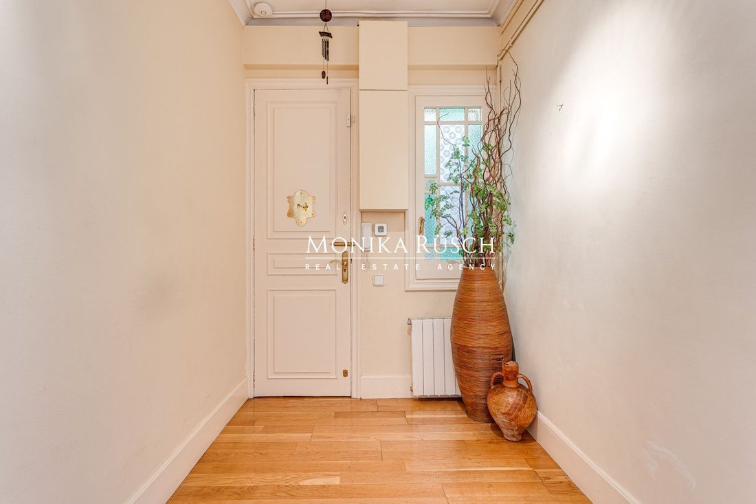 Apartamento en Eixample, Barcelona, España 1 - 19192955