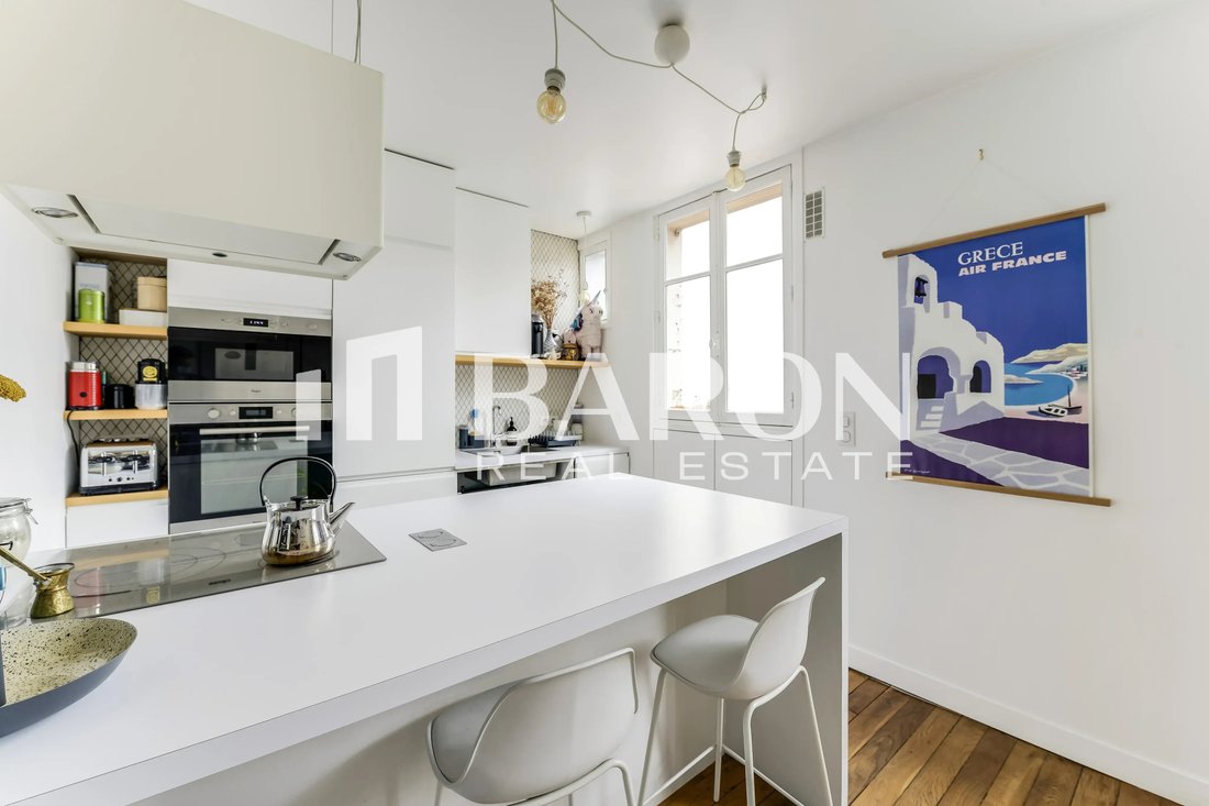 Apartment in La Fourche-Guy Môquet, Paris 17e Arrondissement, Paris 4 - 19190659