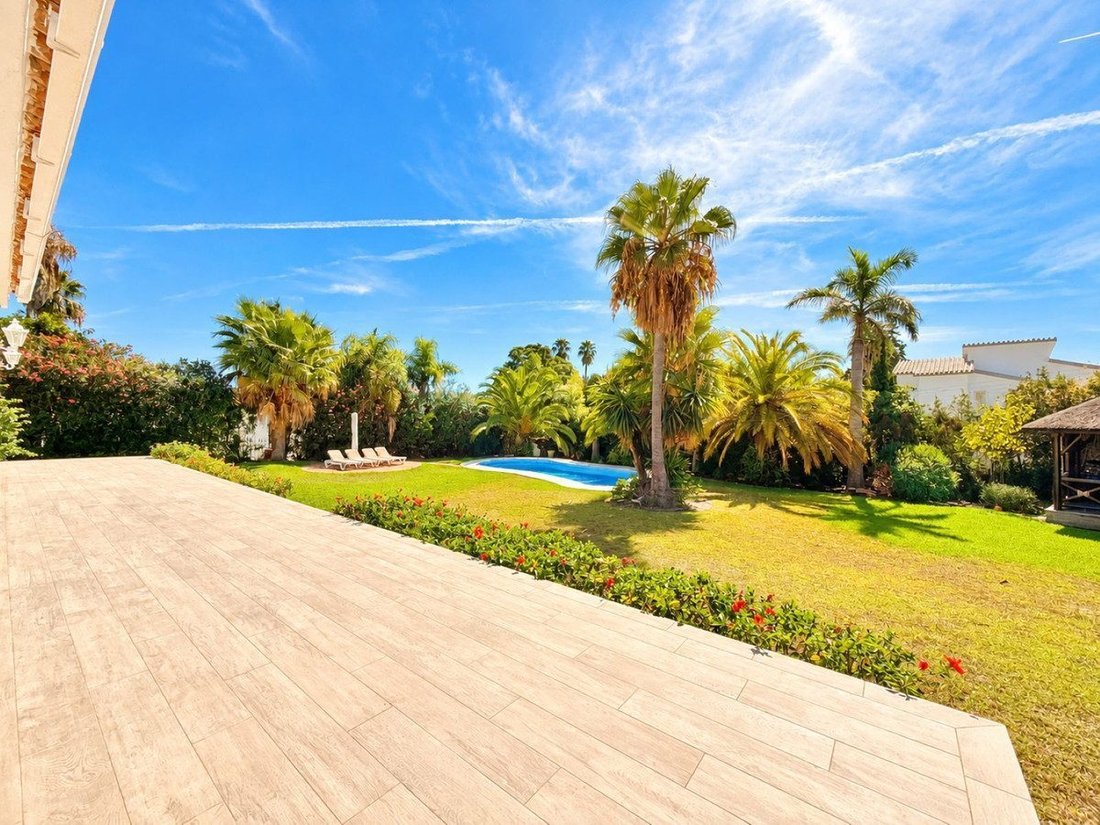 Villa in Estepona, Andalusien, Spanien 3 - 19191526