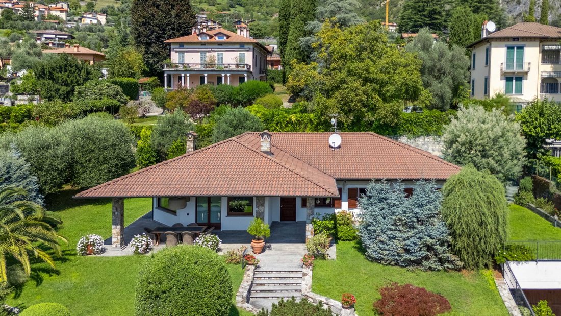 Villa in Lenno, Lombardy, Italy 1 - 19190959