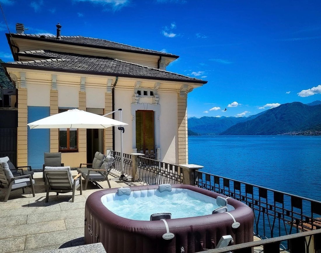 Villa en Argegno, Lombardía, Italia 2 - 19195027