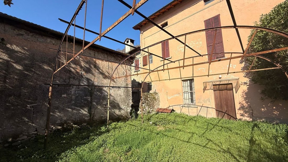 Casa di campagna a Cernobbio, Lombardia, Italia 5 - 19195016