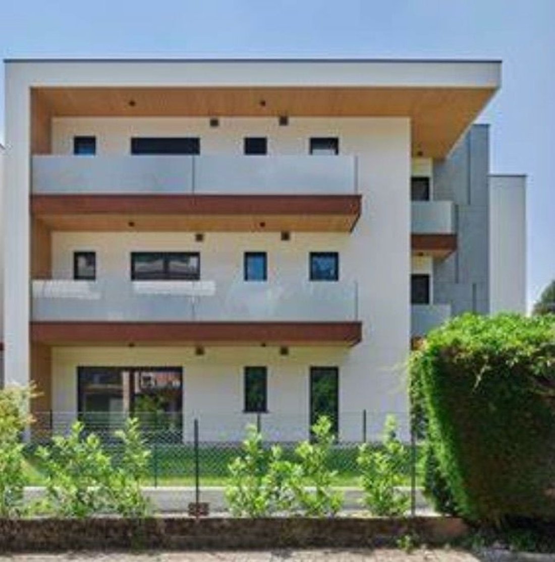 Land in Chiasso, Ticino, Switzerland 2 - 19195024