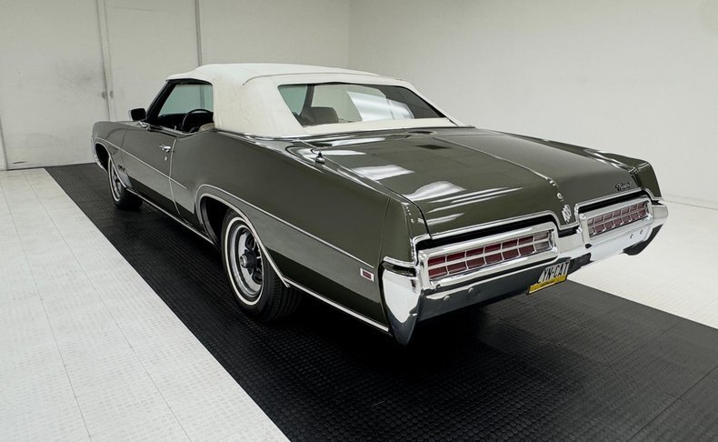 Cabriolet in Morgantown, United States 5 - 19196117