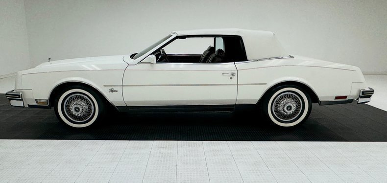 Cabriolet in Morgantown, United States 3 - 19196129