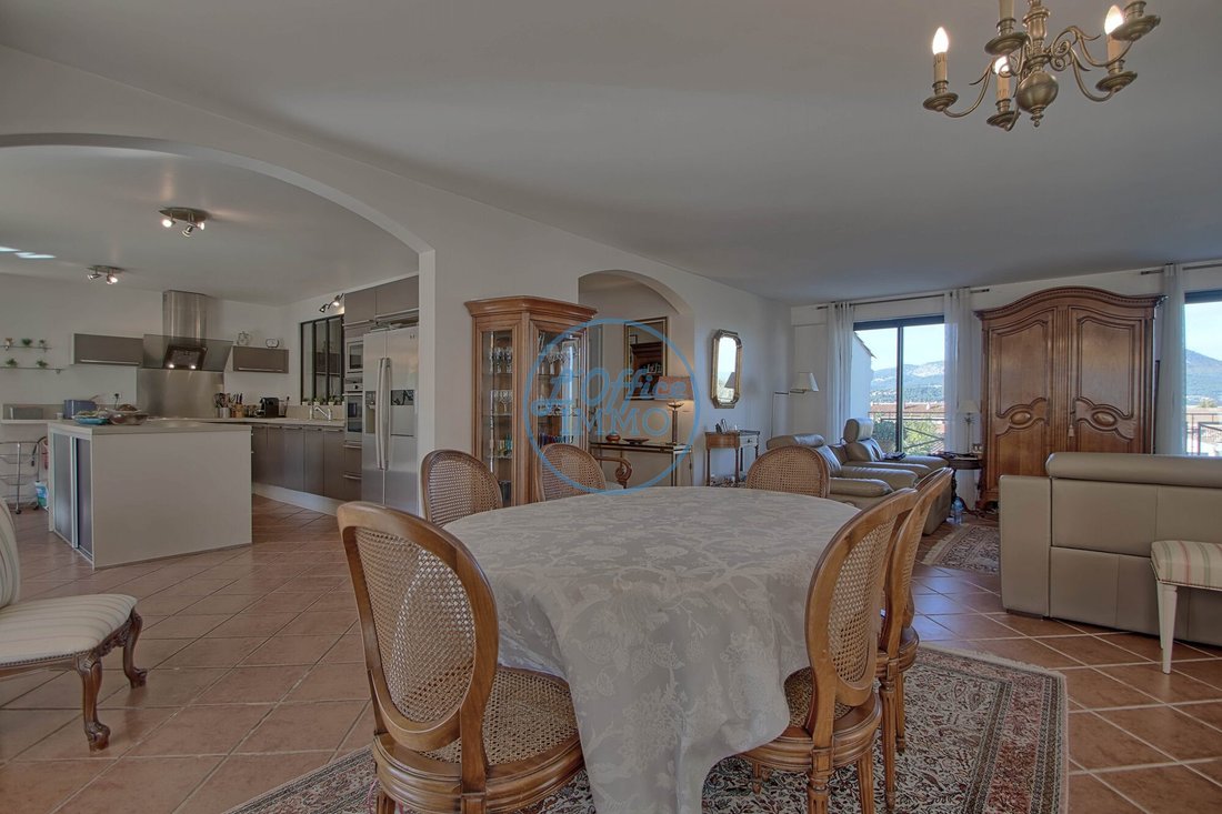 Apartment in Sud, Le Pradet, France 1 - 19195391