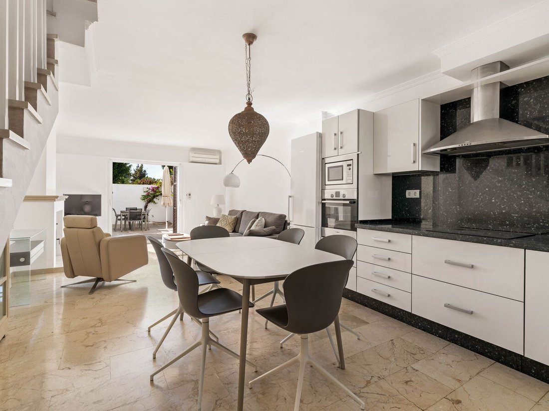 House in Cancelada, Estepona, Andalusia 3 - 19195561