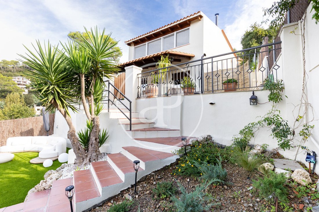 Villa in Sant Cugat del Vallès, Katalonien, Spanien 1 - 19196038