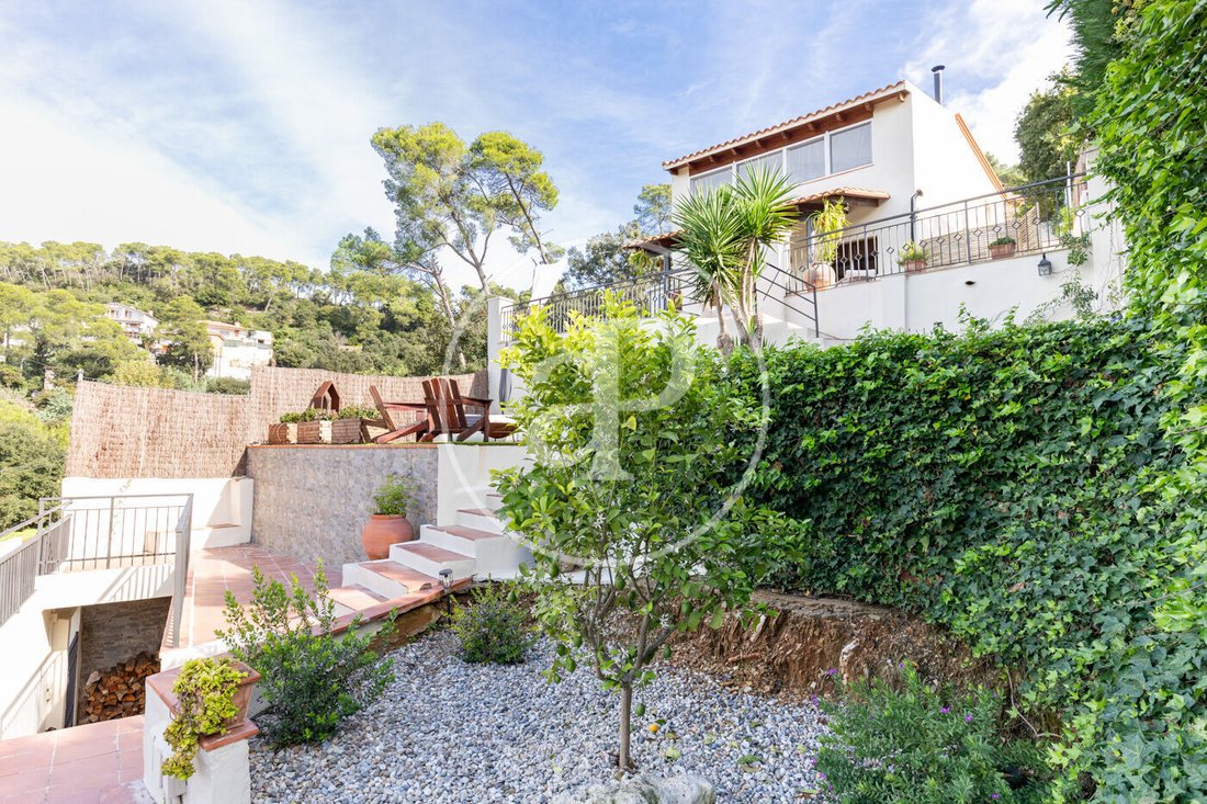 Villa in Sant Cugat del Vallès, Katalonien, Spanien 2 - 19196038