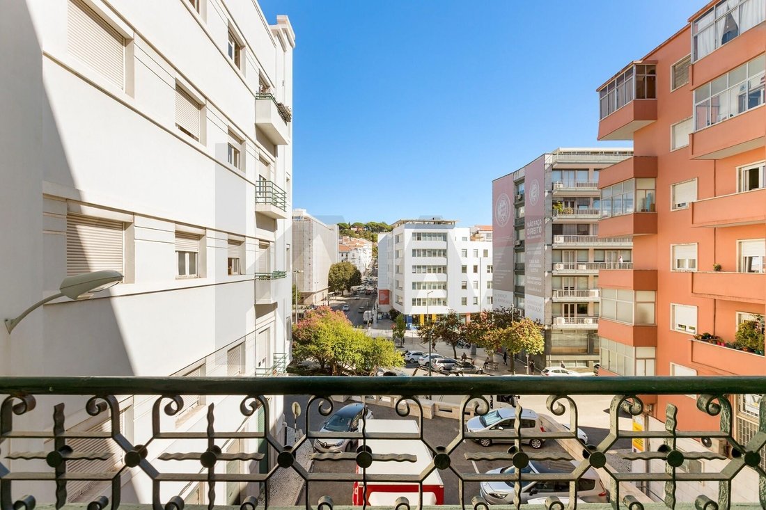 Apartment in Arroios, Lisbon, Portugal 2 - 19195816