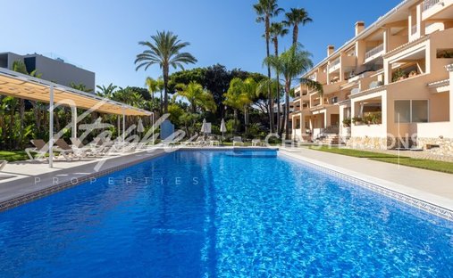Appartamento a Vale do Lobo, Almancil, Portogallo 1