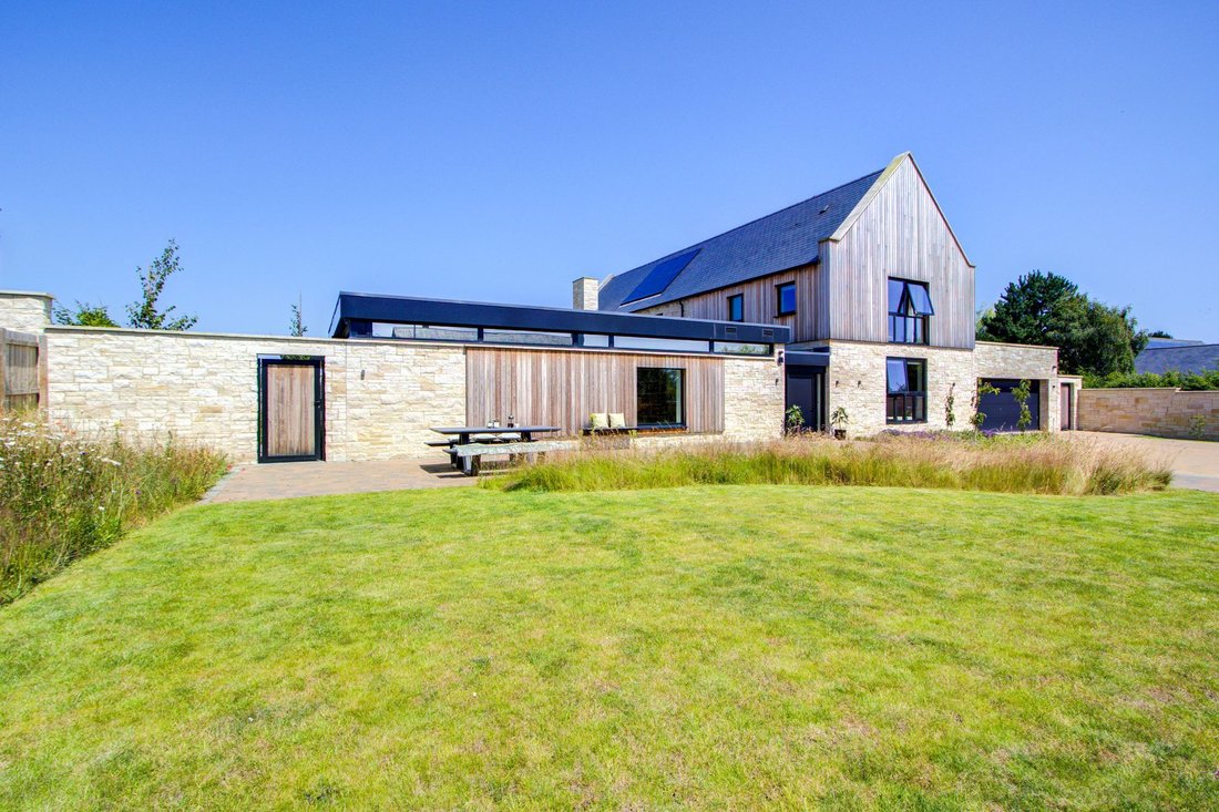 House in Warkworth, England 1 - 19195928