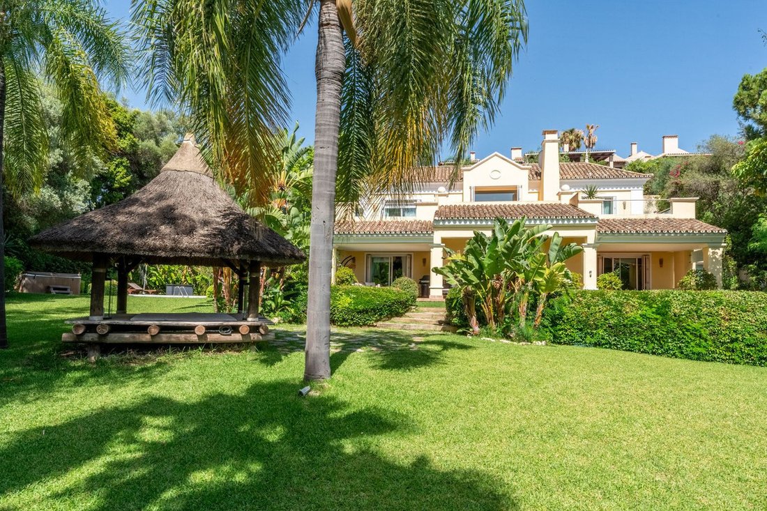 Villa à Nueva Andalucia, Marbella, Espagne 2 - 19195691