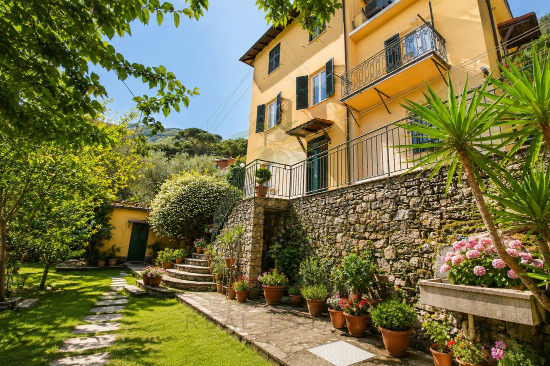 Villa in Camogli, Liguria, Italy 1 - 15420834