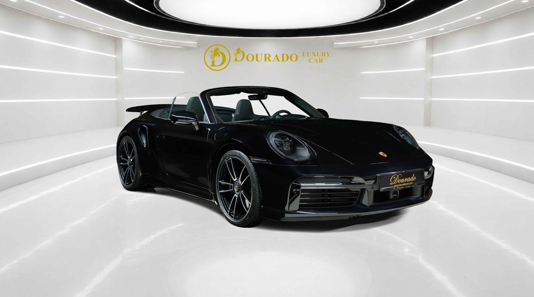 Cabriolet in Dubai, United Arab Emirates 1 - 19196270