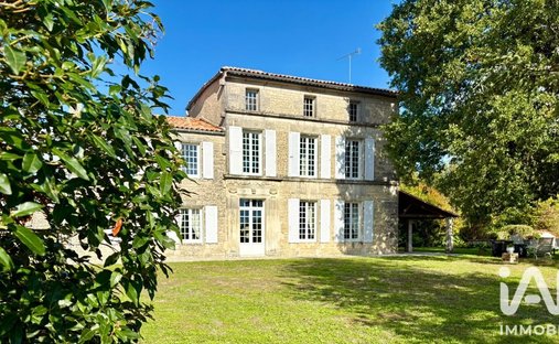 Casa en Foussignac, Nueva Aquitania, Francia 1