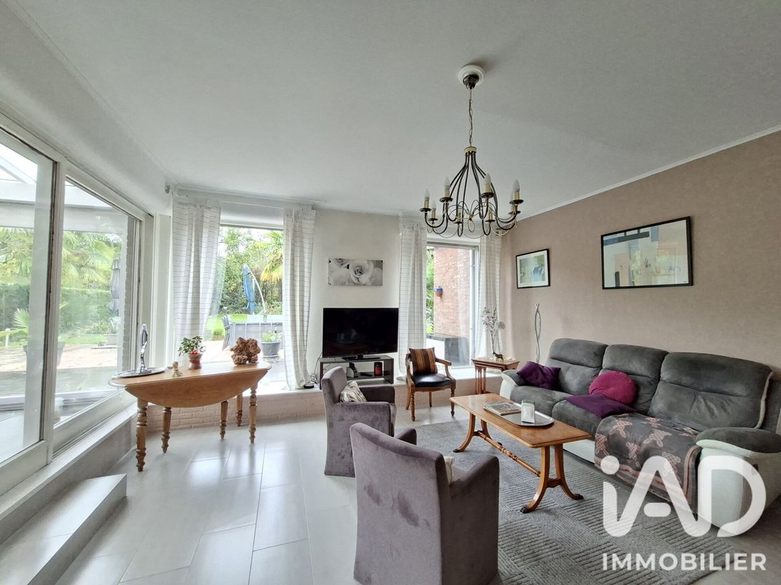 House in Tourcoing, Hauts-de-France, France 2 - 19197136