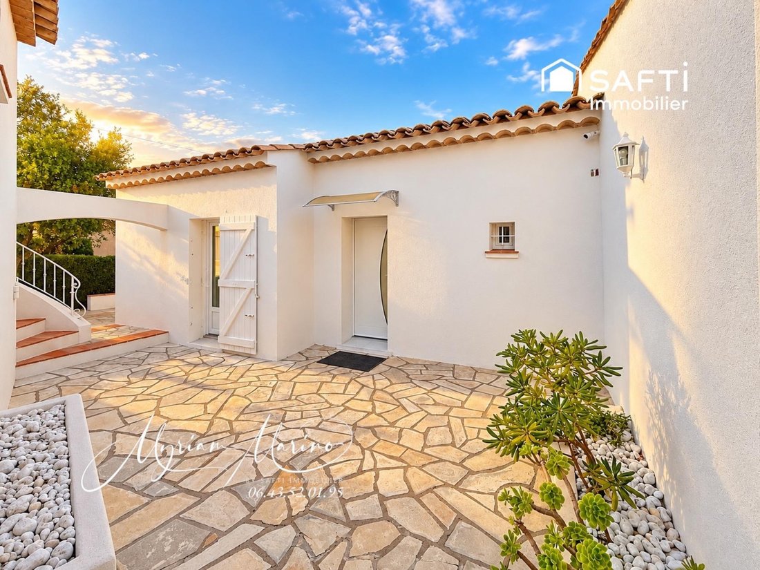 Casa en Fréjus, Provenza-Alpes-Costa Azul, Francia 3 - 19196943