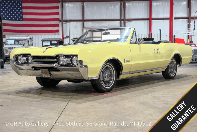 Cabriolet in Grand Rapids, United States 1 - 19196083