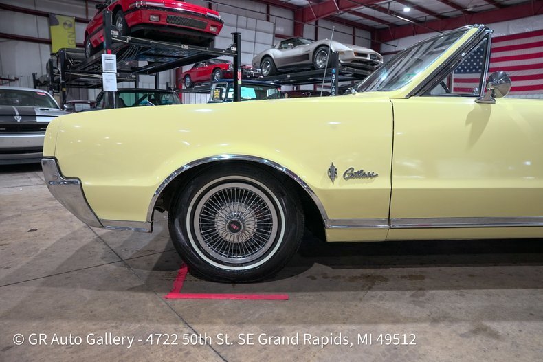 Cabriolet in Grand Rapids, United States 3 - 19196083