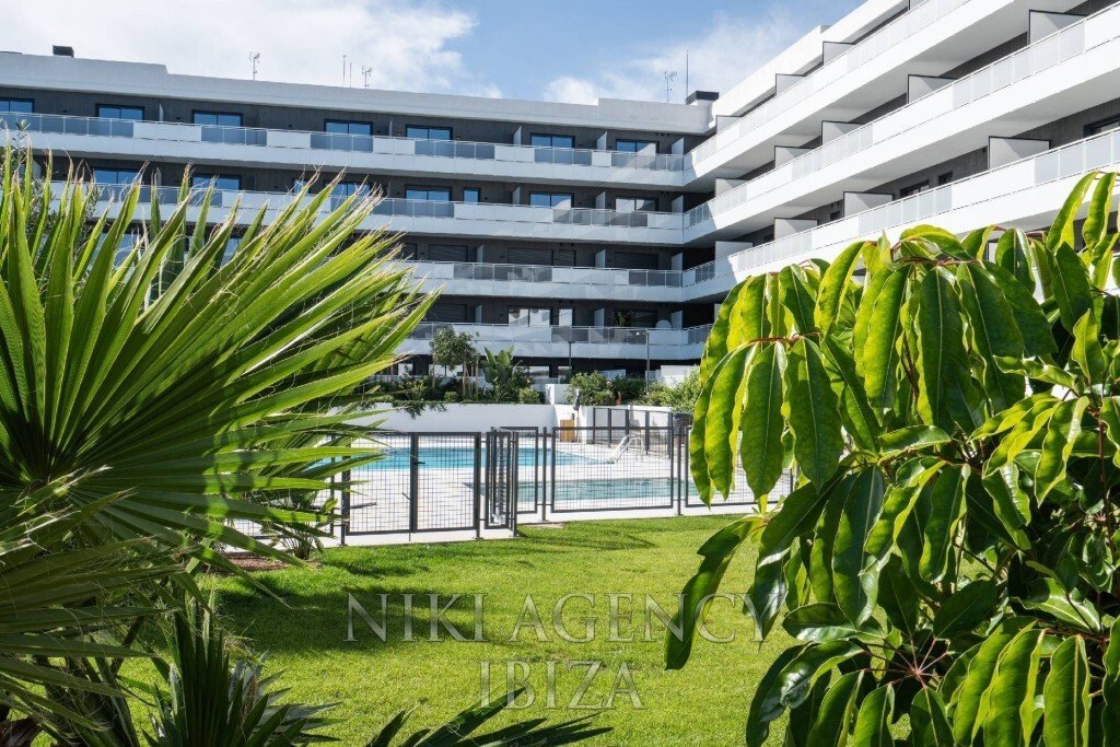 Wohnung in Ibiza, Balearische Inseln, Spanien 3 - 19196121