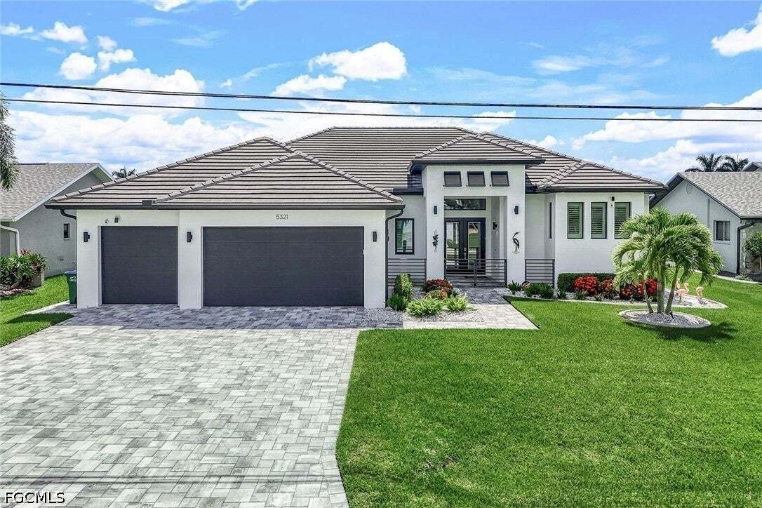 Casa a Cape Coral, Florida, Stati Uniti 2 - 19196203