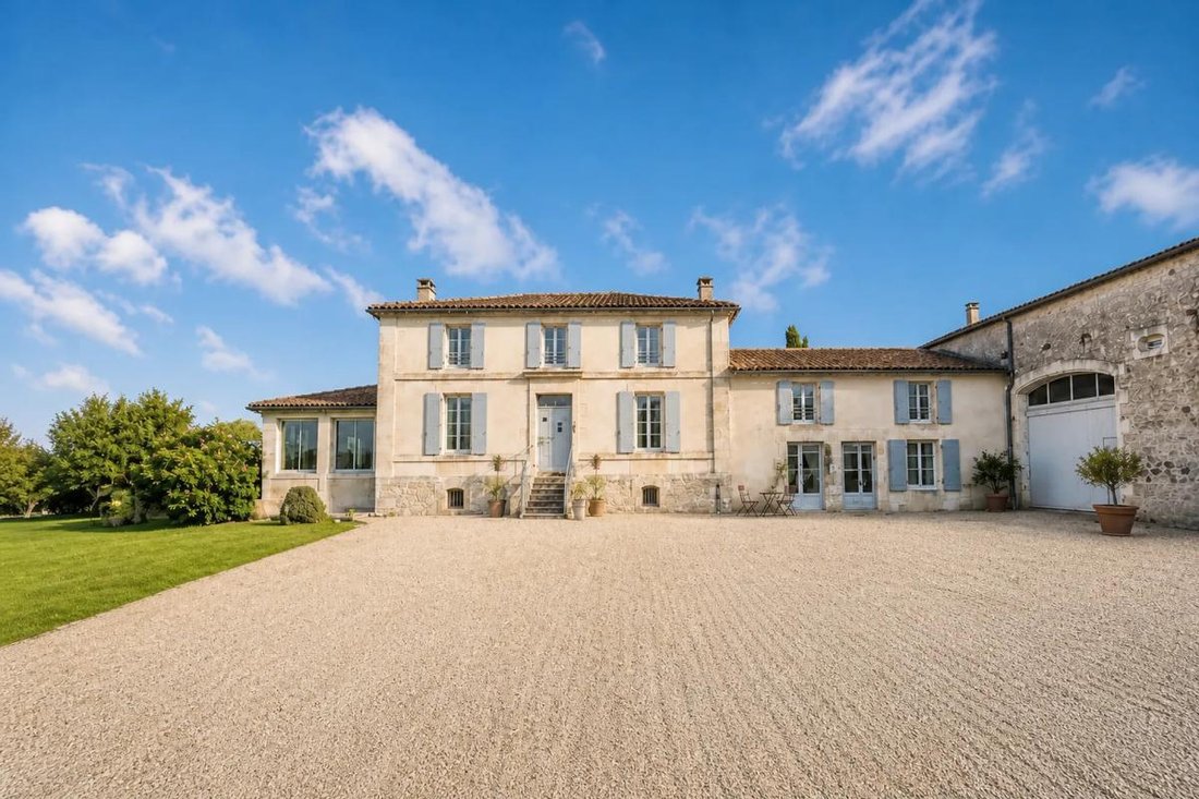 Casa en Mérignac, Nueva Aquitania, Francia 1 - 19156278