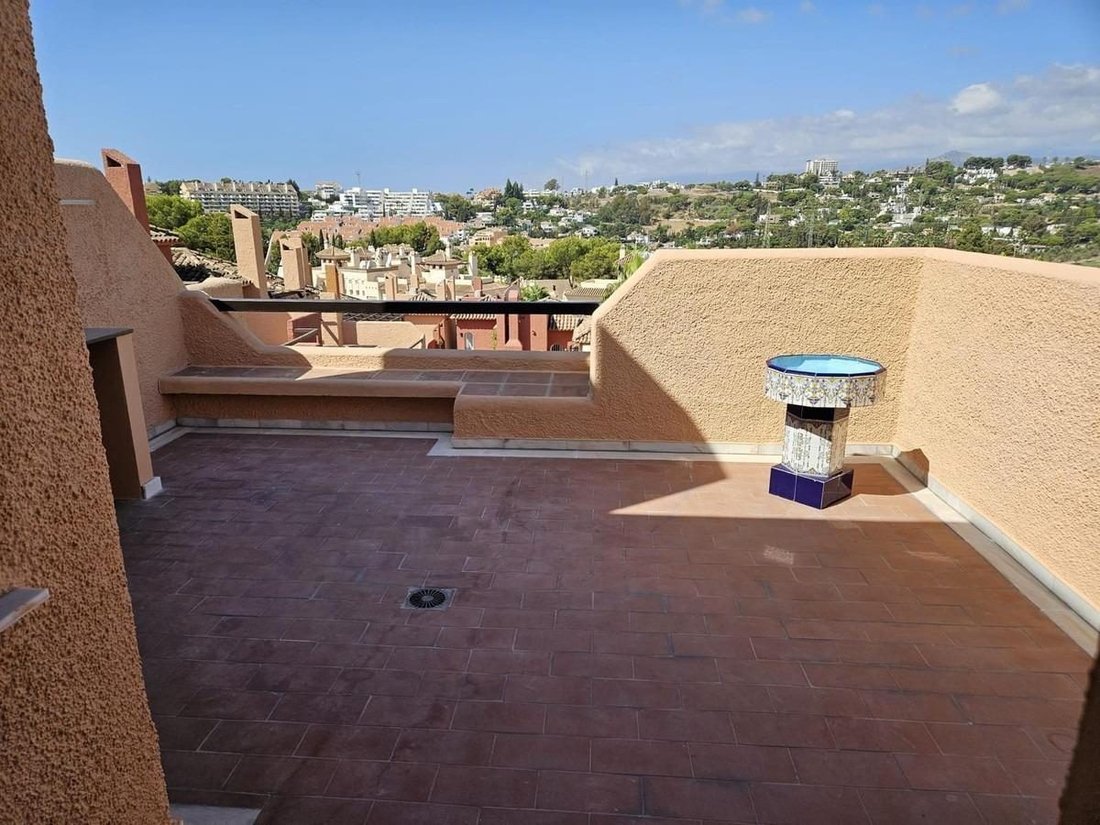 Townhouse in Nueva Andalucia, Marbella, Spain 3 - 19197236