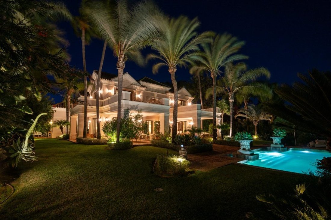 Villa in Guadalmina Alta, San Pedro de Alcántara, Spanien 3 - 19197231