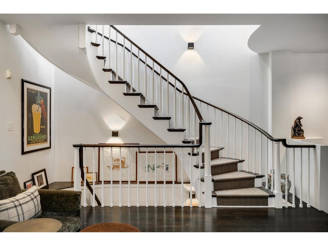 House in Chicago, Illinois, United States 5 - 19196532