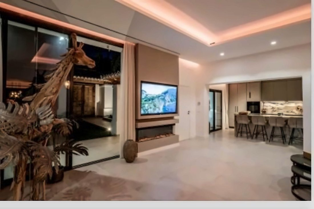 Villa in Goldene Meile, Andalusien, Spanien 5 - 19196692
