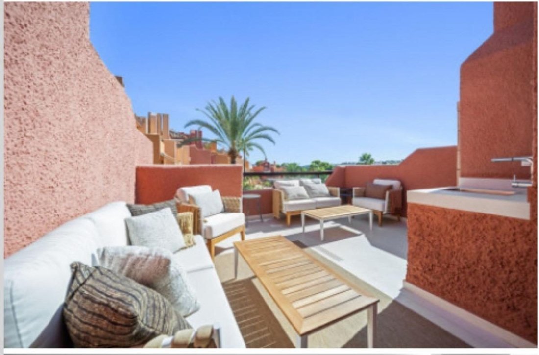 Townhouse in Nueva Andalucia, Marbella, Spain 3 - 19197227