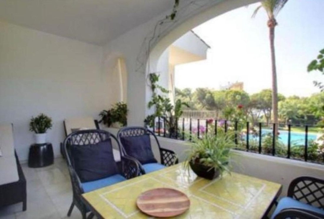 Wohnung in Elviria-Cabopino, Marbella, Spanien 3 - 19197225