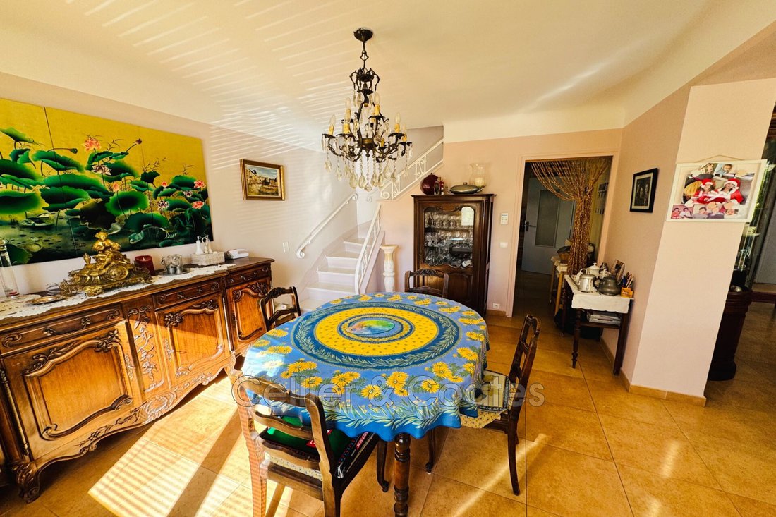 Villa in Nord Est, Bormes-les-Mimosas, France 5 - 19196257