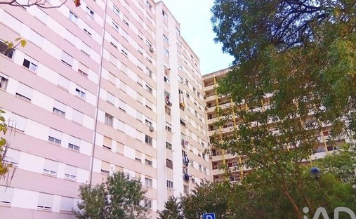Appartement à Santo António dos Cavaleiros, Lisbonne, Portugal 1
