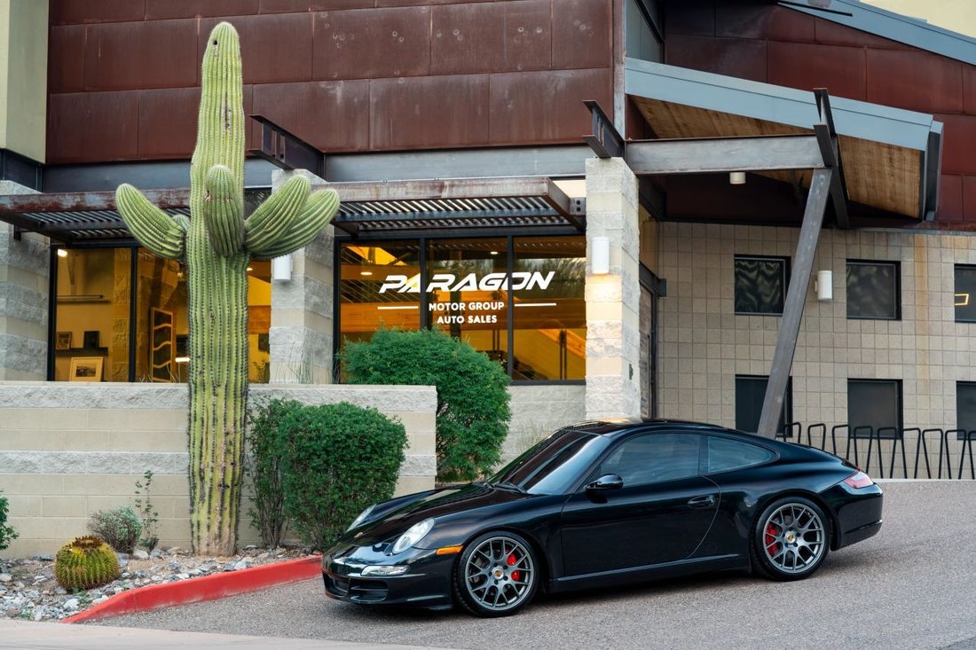 Coupe in Scottsdale, AZ, United States 1 - 19196745