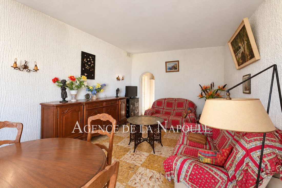 Villa in Le Cottage, Mandelieu-la-Napoule, France 4 - 19196247