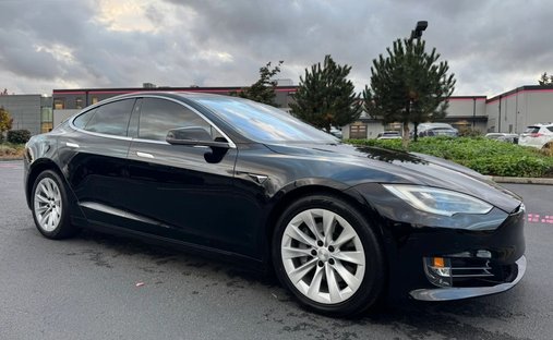 2017 Tesla Model S 75D Sedan 4D in Bellevue, WA, United States 1