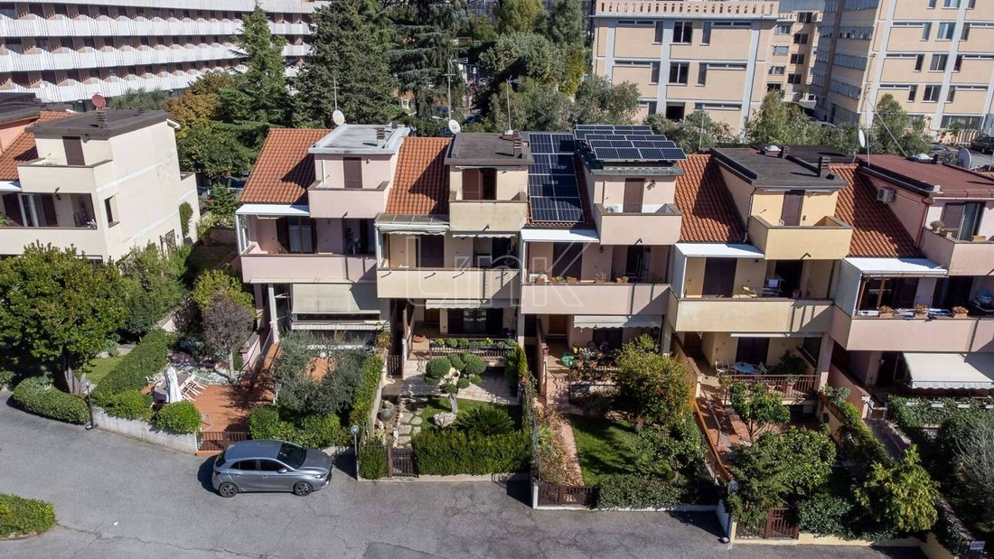 Villa in Aurelia - Val Cannuta - Ergifee Gebiet, Rom, Italien 1 - 19196952