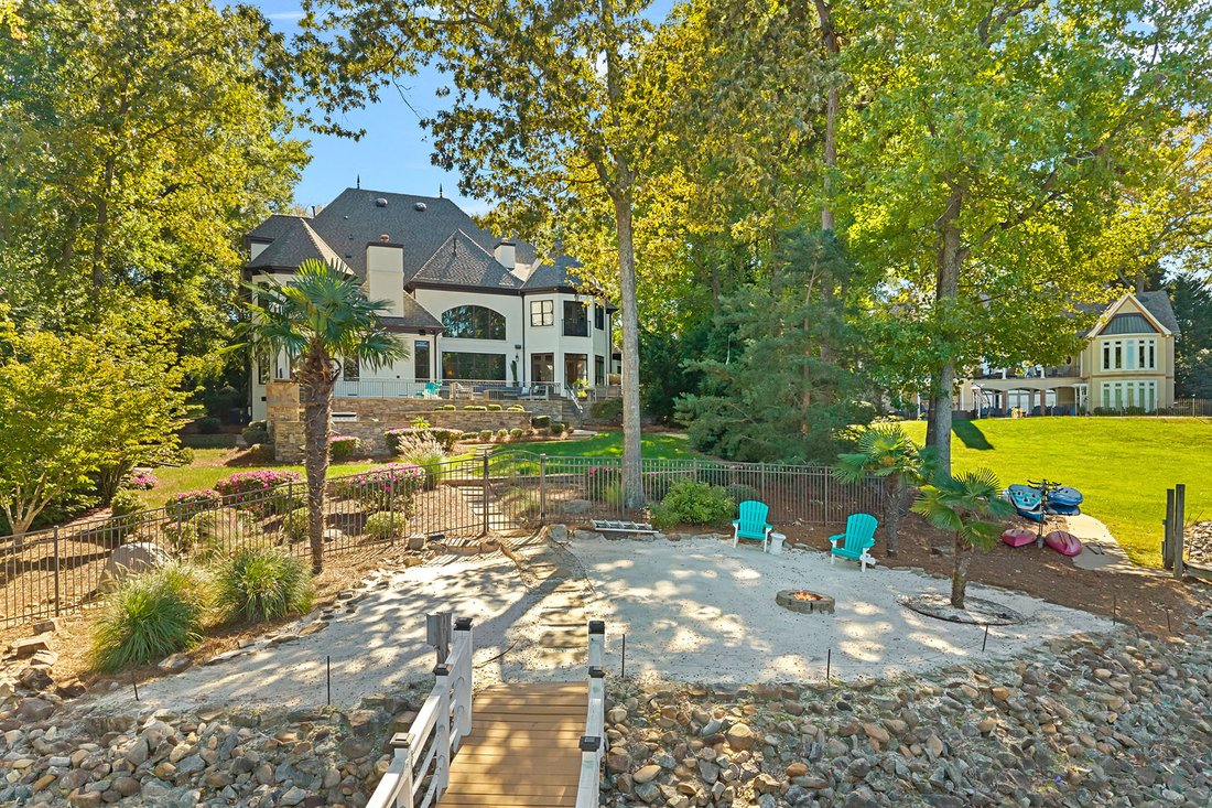 Casa en Cornelius, Carolina del Norte, Estados Unidos 5 - 19197013