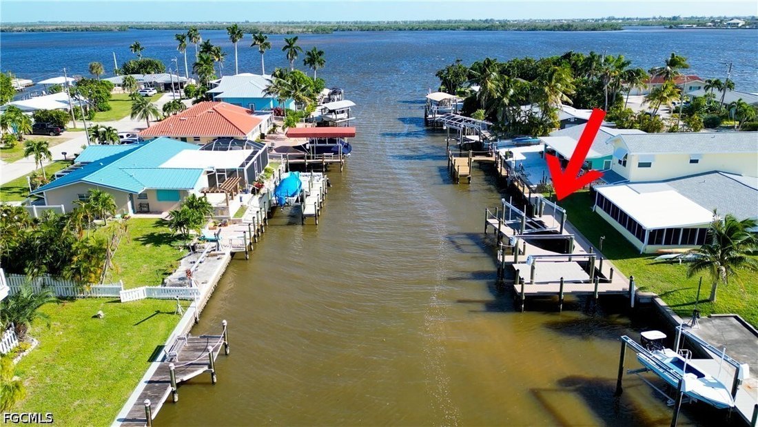 Casa a Cape Coral, Florida, Stati Uniti 3 - 19197254