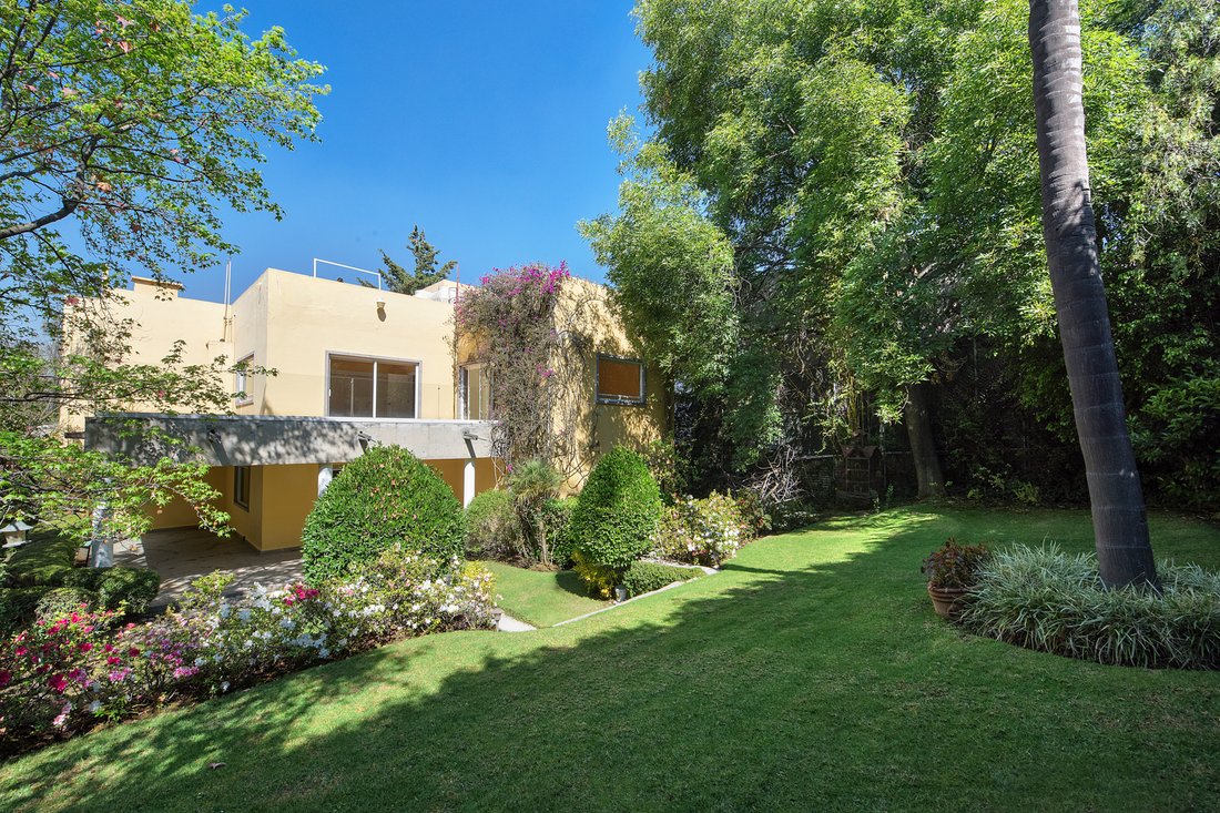 House in Mexico City, Mexico 1 - 13892784