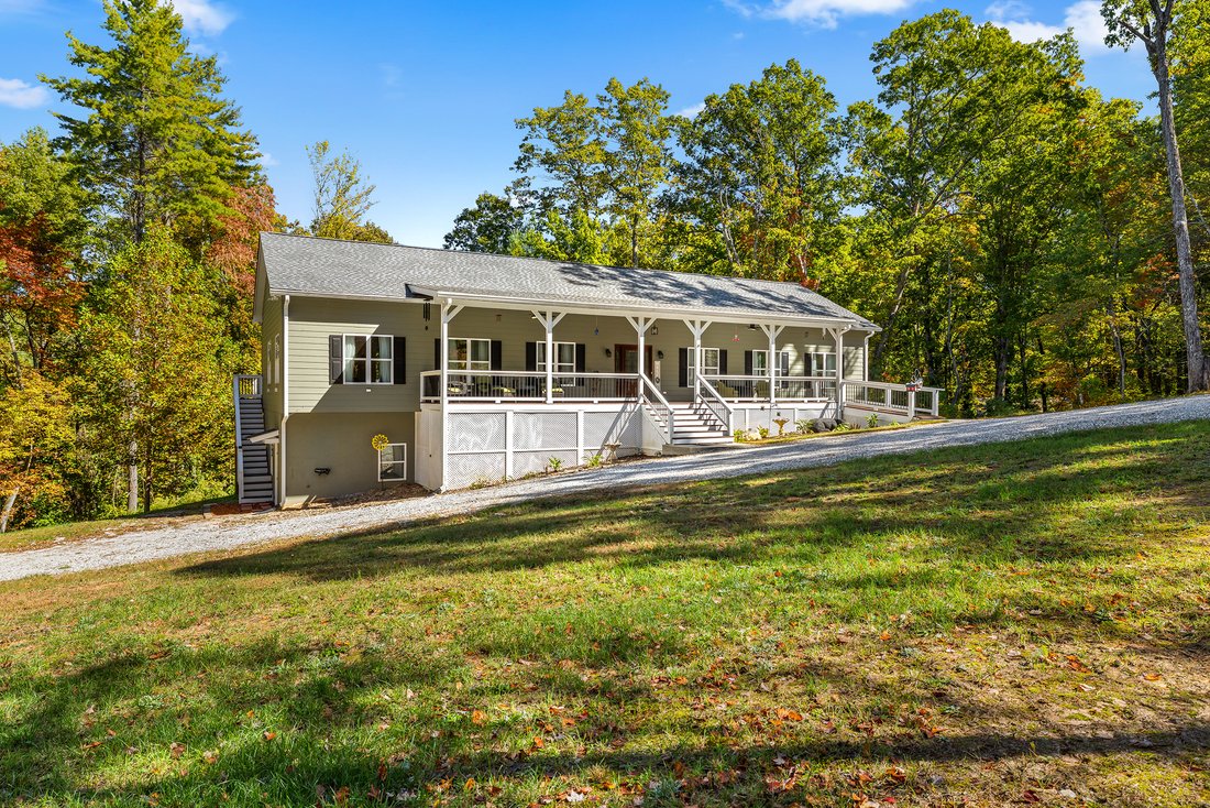 House in Lakemont, Georgia, United States 2 - 19197073