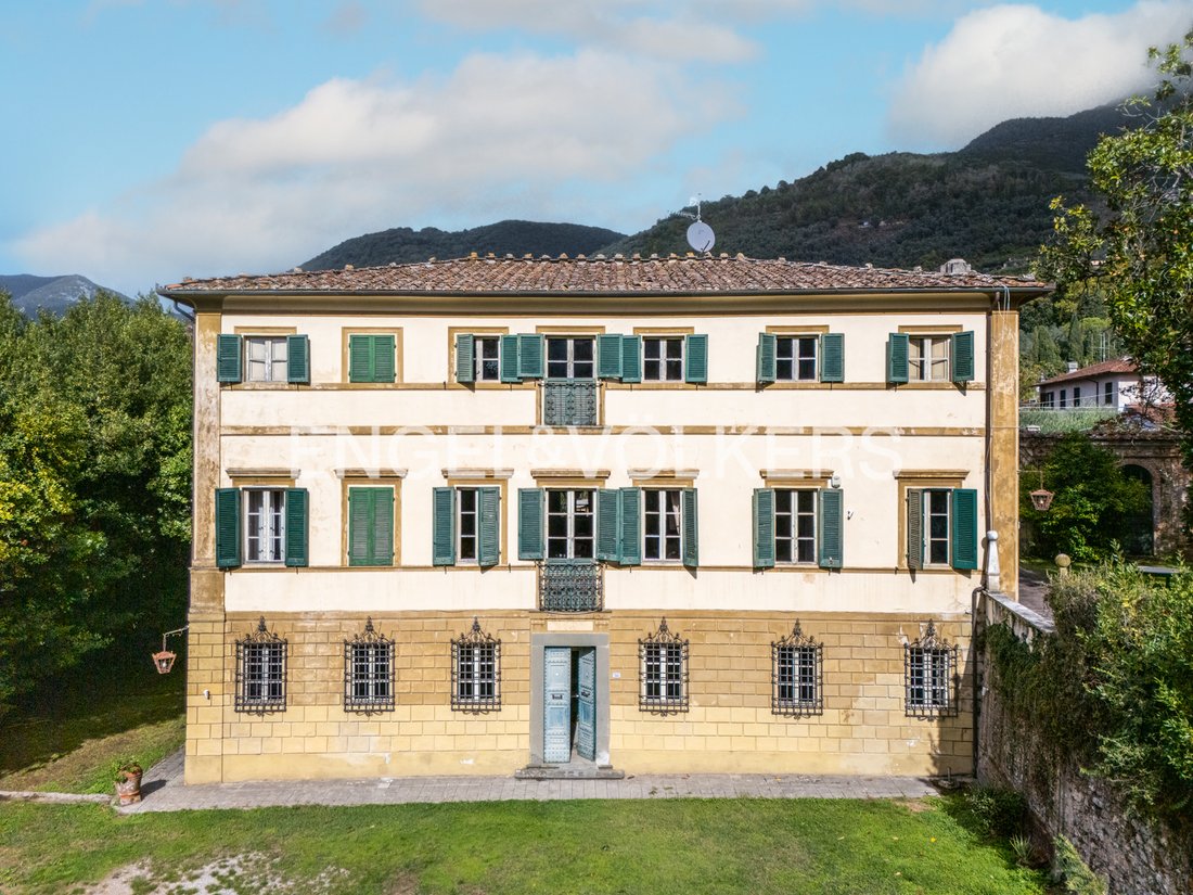 Villa in Camaiore, Toskana, Italien 3 - 19197394
