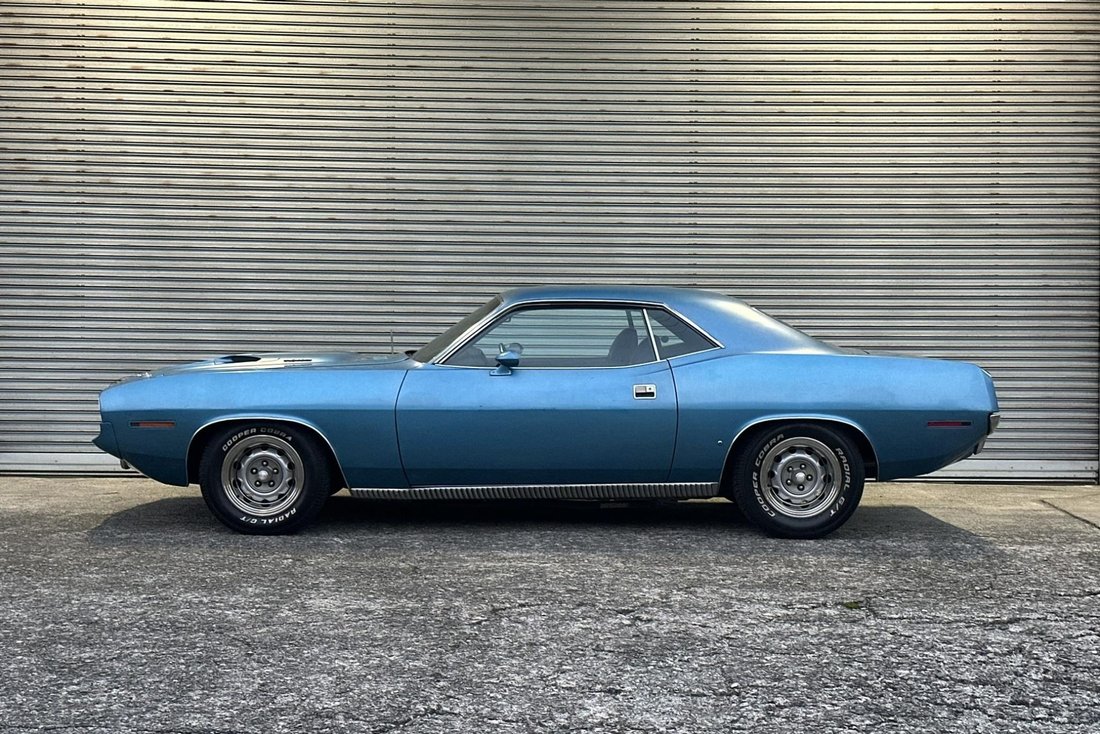 Coupe in Yokohama, Japan 4 - 19197343